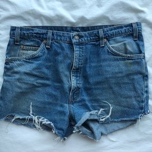 Levi’s denim shorts